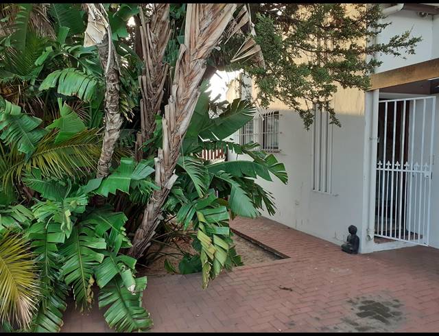 3 BEDROOM HOUSE SOLD IN TABLE VIEW
